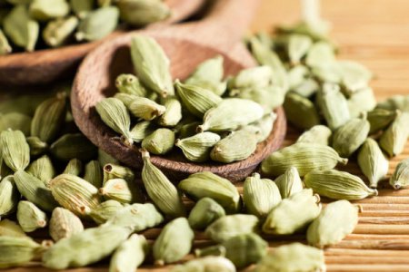 Bu ədviyyatı çaya əlavə edin və böyrəklə bağlı problemləri birdəfəlik unudun!