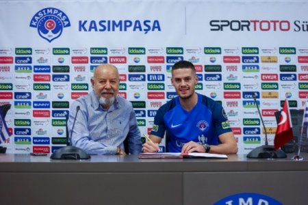 “Kasımpaşa” klubu bosniya və herseqovinalı futbolçunu heyətinə cəlb edib