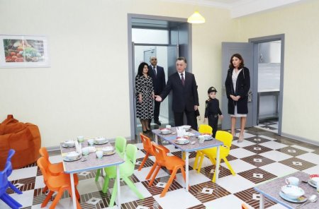 Birinci vitse-prezident Mehriban Əliyeva Bakıda yeni inşa olunmuş 6 saylı uşaq bağçasının açılışında iştirak edib 