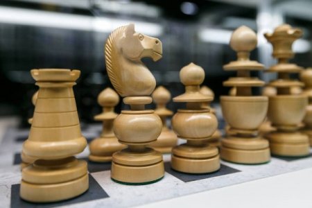 Daha bir çempionat təxirə salınıb