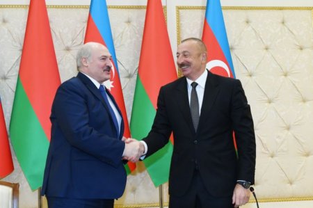 Lukaşenko: “İlham Əliyev postsovet məkanındakı prezidentlər arasında ən savadlı, ən mədəni insandır” 