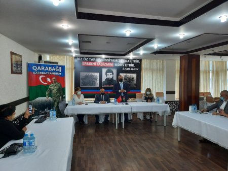 Azərbaycanımızın qəhrəman şəhidi adına layiq görülmüş qəhrəmanlarımızdan biri Mübariz Şahmurova həsr olunmuş "21-lər" adlı tədbir keçirildi