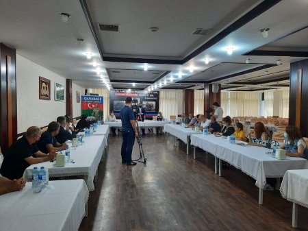 Azərbaycanımızın qəhrəman şəhidi adına layiq görülmüş qəhrəmanlarımızdan biri Mübariz Şahmurova həsr olunmuş "21-lər" adlı tədbir keçirildi