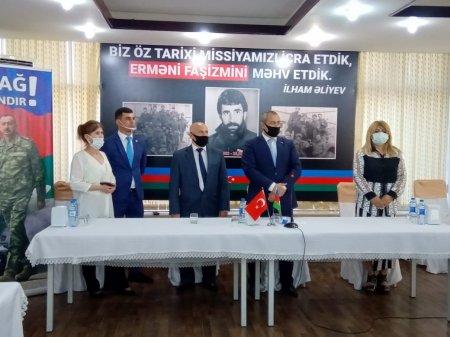 Azərbaycanımızın qəhrəman şəhidi adına layiq görülmüş qəhrəmanlarımızdan biri Mübariz Şahmurova həsr olunmuş "21-lər" adlı tədbir keçirildi