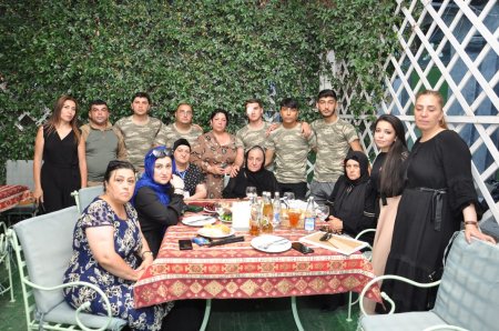 “ZABİTLƏR PARKI”NDA “KİŞİLƏRİN BAYRAMI”