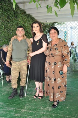 “ZABİTLƏR PARKI”NDA “KİŞİLƏRİN BAYRAMI”