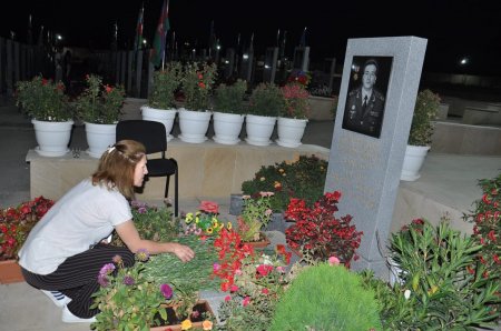 “ZABİTLƏR PARKI”NDA “KİŞİLƏRİN BAYRAMI”