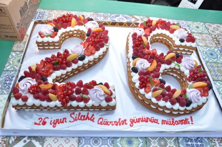 “ZABİTLƏR PARKI”NDA “KİŞİLƏRİN BAYRAMI”
