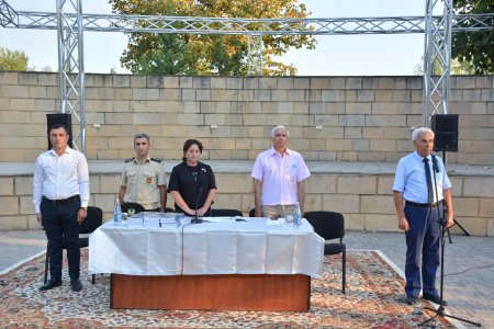 Yazıçı-şairə Mətanət Ulu Şirvanlının "Şəhidlik zirvəsi - Şamaxı şəhidləri" adlı yeni kitabı işıq üzü görüb