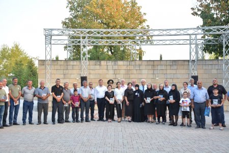 Yazıçı-şairə Mətanət Ulu Şirvanlının "Şəhidlik zirvəsi - Şamaxı şəhidləri" adlı yeni kitabı işıq üzü görüb