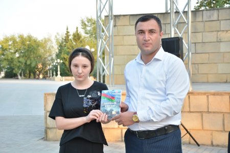 Yazıçı-şairə Mətanət Ulu Şirvanlının "Şəhidlik zirvəsi - Şamaxı şəhidləri" adlı yeni kitabı işıq üzü görüb