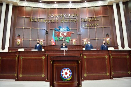 Milli Məclisin 2021-ci ilin payız sessiyasında ilk iclası keçirilib