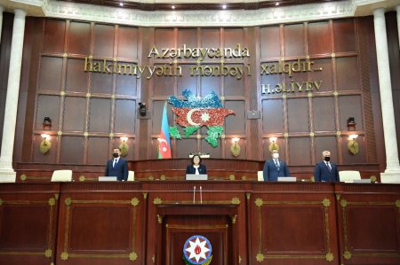 Milli Məclisin 2021-ci ilin payız sessiyasında ilk iclası keçirilib