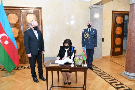 Azərbaycanla münasibətlərin daha da inkişafı üçün yaxşı potensial var - Estoniya Prezidenti 