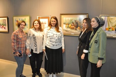 Xətai Sənət Mərkəzində  “AKVAREL TƏƏSSÜRATLARI” adlı akvarel əsərlərindən ibarət satış sərgisi keçirildi