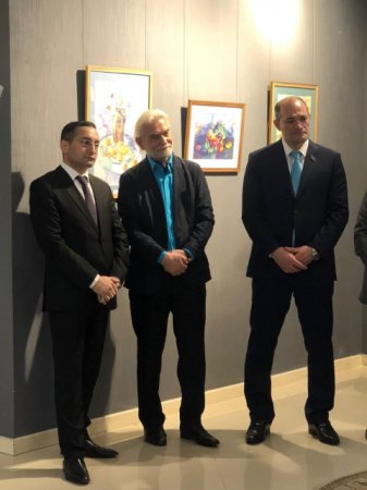 Xətai Sənət Mərkəzində  “AKVAREL TƏƏSSÜRATLARI” adlı akvarel əsərlərindən ibarət satış sərgisi keçirildi