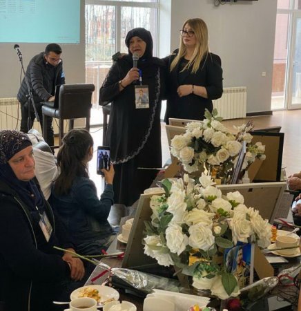 Azərbaycan qadınları vətəndaş cəmiyyəti quruculuğu sahəsində  fəal iştirak edirlər