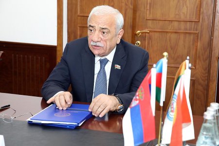  AHİK sədri Səttar Möhbalıyev ölkəmizdə səfərdə olan xarici ölkələrin həmkarlar ittifaqlarının nümayəndələri ilə görüşüb