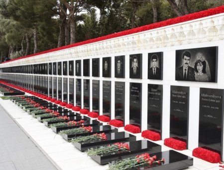 Xalqımız 20 Yanvar şəhidlərinin xatirəsini daim uca tutur