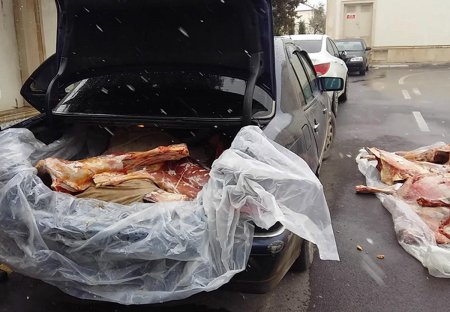 Satış üçün Bakıya gətirilən, mənşəyi məlum olmayan heyvan cəmdəkləri aşkar edilib (FOTO)