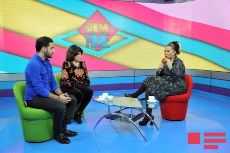 Canlı yayımda DAVA: "Mənə "əlcək" deyənin..." - EFİRİ TƏRK ETDİ - VİDEO