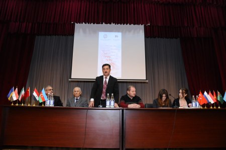 “Azərbaycanın dünya mədəniyyət sivilizasiyasına verdiyi töhfələr, multikultural dəyərlər” mövzusunda konfrans keçirildi “Azərbaycanın dünya mədəniyyət sivilizasiyasına verdiyi töhfələr, multikultural dəyərlər” mövzusunda konfrans keçirildi