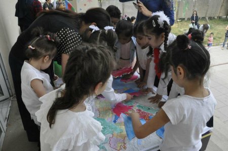 Verbal Uşaq Tədris Mərkəzində 28 May Respublika Günü mövzusunda tədbir keçirilib
