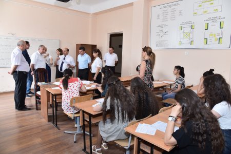 Sumqayıt Dövlət Universitetinin nəzdində fəaliyyət göstərən Sumqayıt Dövlət Texniki Kollecində  “Açıq qapı” günü keçirildi