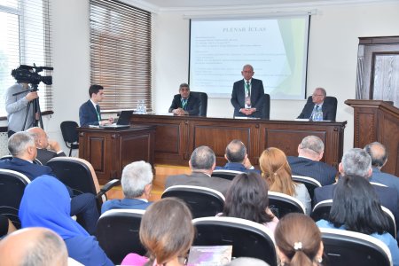 Sumqayıt Dövlət Universitetində  “Biologiyanın müasir problemləri” mövzusunda Respublika elmi konfransı keçirildi