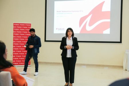 Bakcell jurnalistlər üçün “Mobil telekommunikasiyaya giriş” adlı seminar keçirib (FOTO)