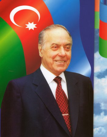 Umummilli lider Heydər Əliyevin həyat və fəaliyyəti böyük bir məktəbdir və daim öyrənilməlidir